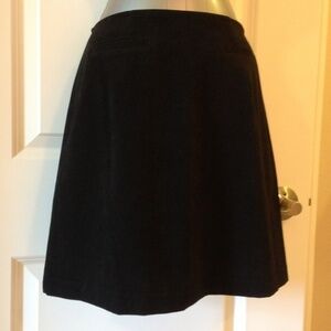 EXPRESS black suede-like skirt w/ stretch sz 1/2